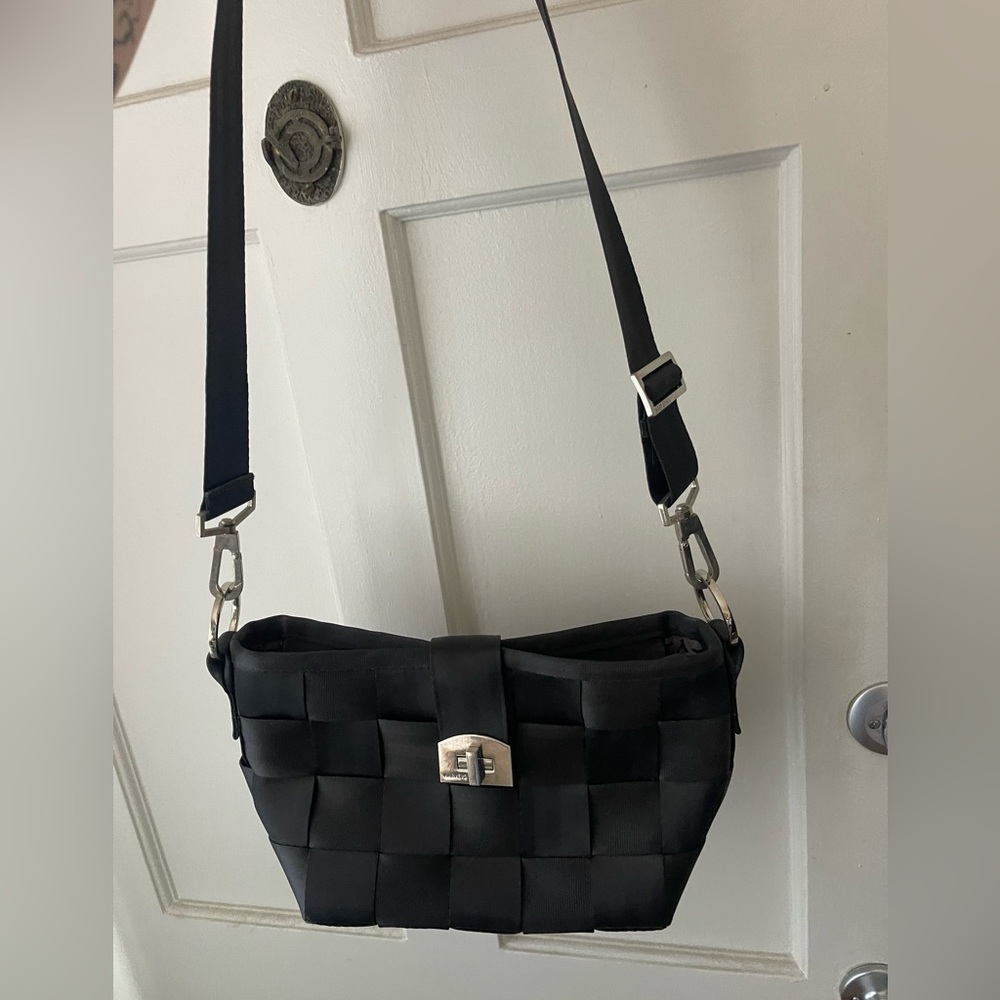 Harveys Original Seatbelt Purse
